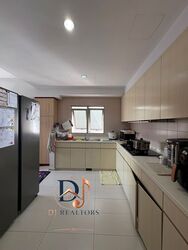 Modena (D18), Condominium #590714231